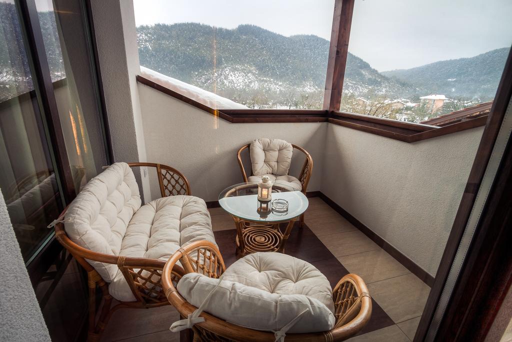 Family Hotel Strannopriemnitza Oreshak  Phòng bức ảnh