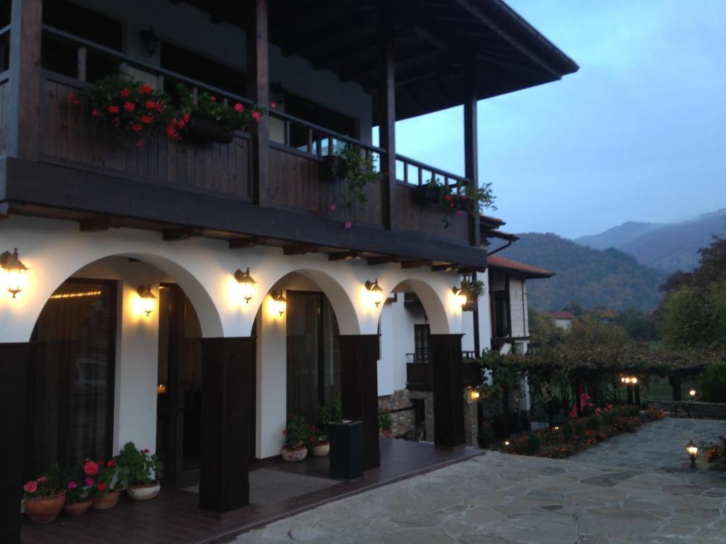 Family Hotel Strannopriemnitza Oreshak  Ngoại thất bức ảnh