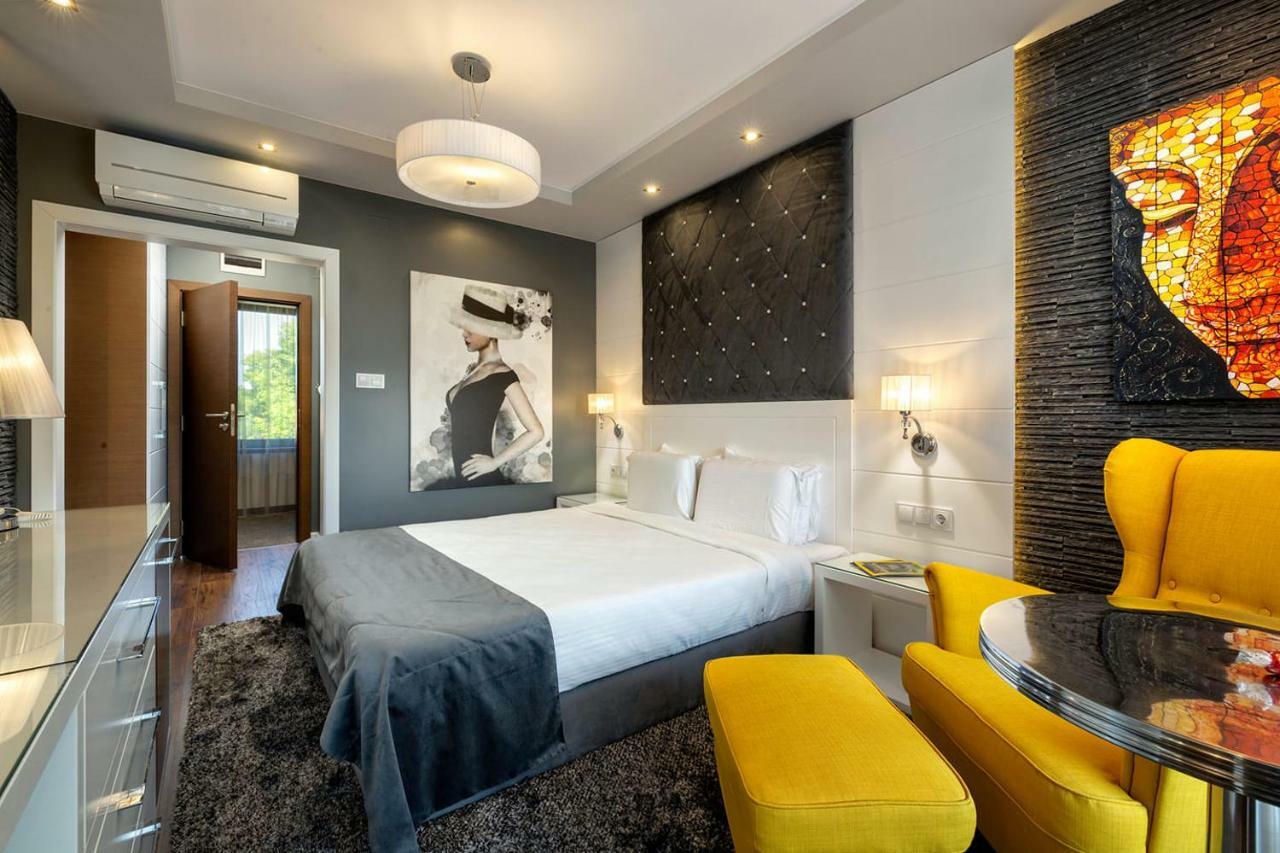 Family Hotel Strannopriemnitza Oreshak  Ngoại thất bức ảnh
